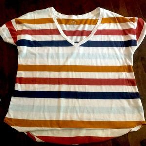 Cute Maurices 24/7 tee!